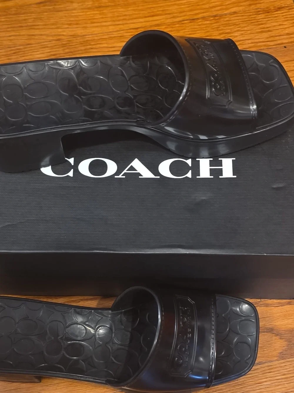 size 8 B coach rubber black sandals with tag womens